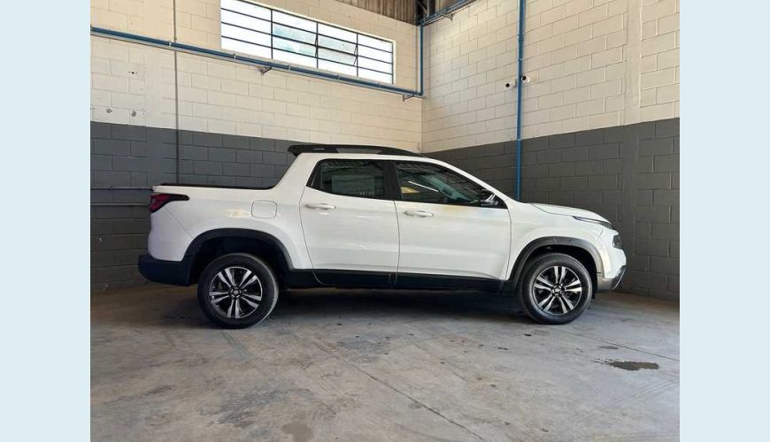 FIAT TORO FREEDOM 1.3 TURBO 270 FLEX AUT. 4P - BRANCO - 2024 Foto 4 (Grande)