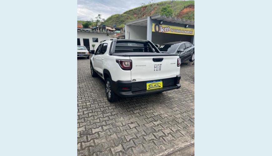 FIAT STRADA VOLCANO CD13 FLEX MANUAL 4P - BRANCO - 2025 Foto 4 (Grande)