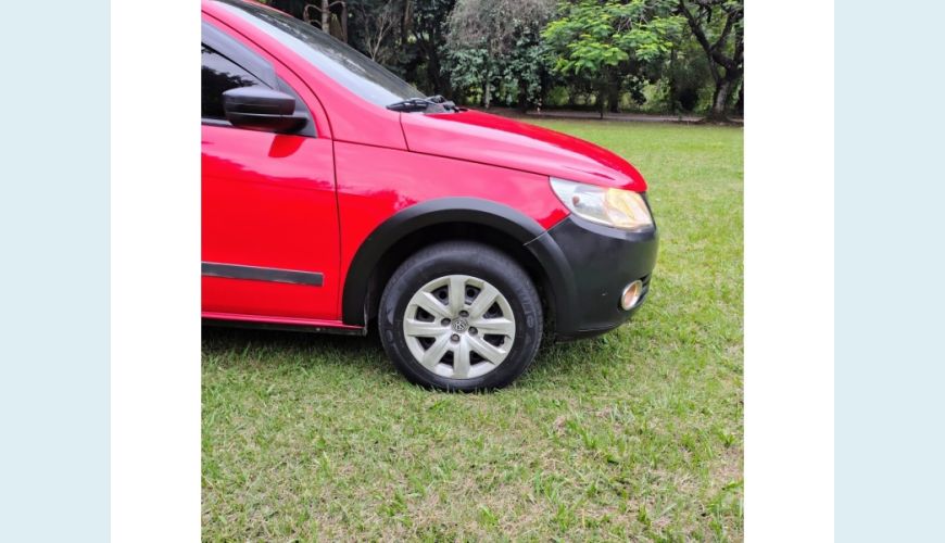 VOLKSWAGEN SAVEIRO FLEX MANUAL 2P - VERMELHO - 2012 Foto 4 (Grande)