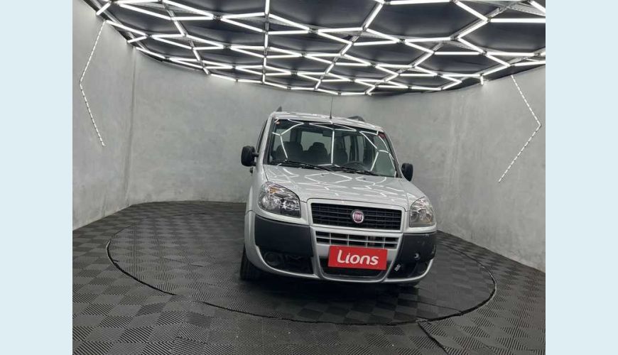 FIAT DOBLO ESSENCE 1.8 16V FLEX MANUAL 4P - PRATA - 2021 Foto 4 (Grande)