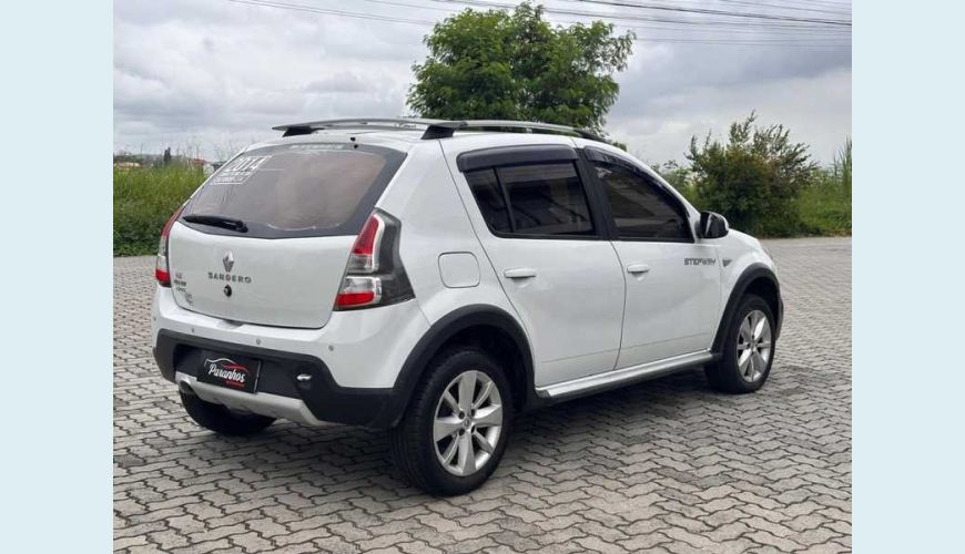 RENAULT SANDERO STEPWAY 1.6 16V FLEX AUT. 4P - BRANCO - 2014 Foto 4 (Grande)