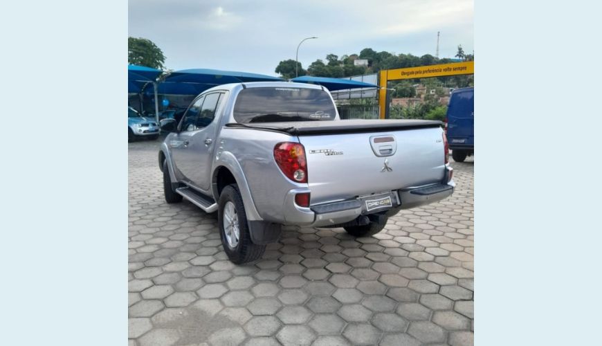 MITSUBISHI MITSUBISHI L200 GL 4X4 CD 8V 2.5 DIESEL AUT. 4P - PRATA - 2008 Foto 4 (Grande)