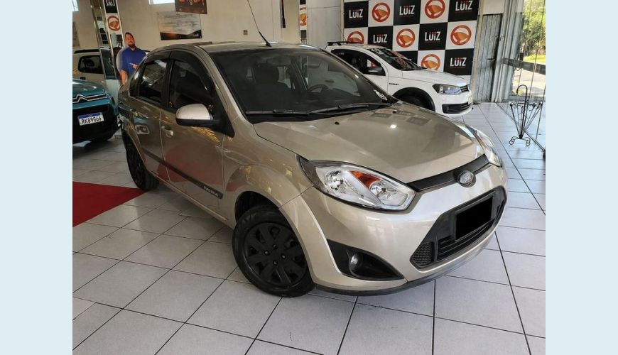 FORD FIESTA 1.6 MPI 8V FLEX MANUAL 4P - PRATA - 2014 Foto 4 (Grande)