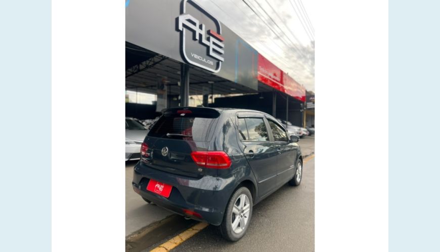 VOLKSWAGEN FOX FLEX MANUAL 4P - CINZA - 2015 Foto 4 (Grande)