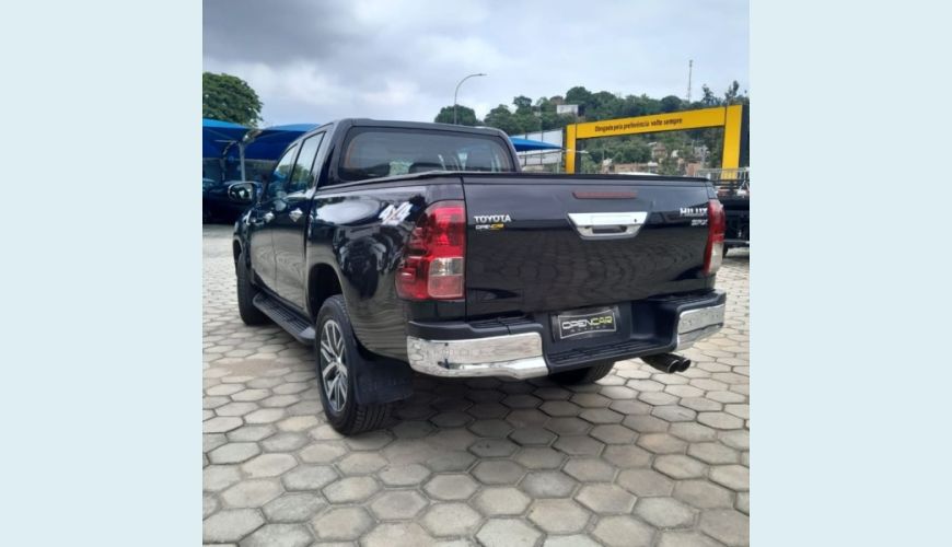 TOYOTA TOYOTA HILUX SRX 2.8 DIESEL AUT. 4P - PRETO - 2017 Foto 4 (Grande)