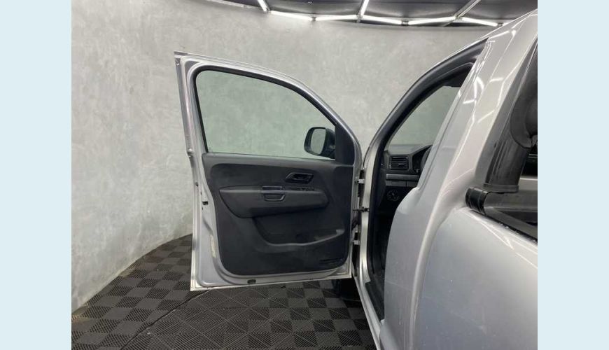 VOLKSWAGEN AMAROK S 4X4 2.0 TDI DIESEL MANUAL 2P - PRATA - 2019 Foto 4 (Grande)