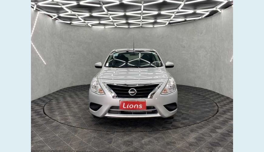 NISSAN NISSAN VERSA 1.0 12V FLEX MANUAL 4P - PRATA - 2019 Foto 4 (Grande)