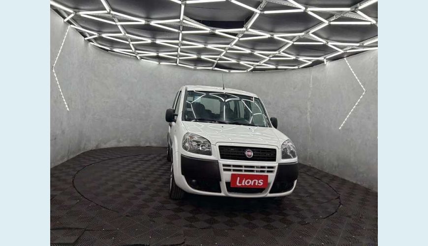 FIAT DOBLO ESSENCE 1.8 16V FLEX MANUAL 4P - BRANCO - 2020 Foto 4 (Grande)