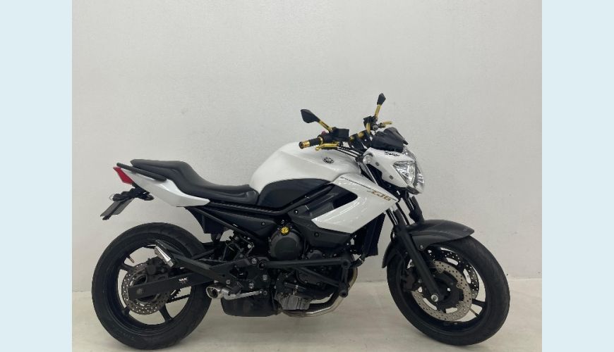 YAMAHA XJ6 N/ABS FLEX - BRANCO - 2014 Foto 4 (Grande)