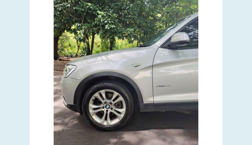 BMW X3 FLEX AUT. 5P - PRATA - 2015 Foto 4 (Grande)