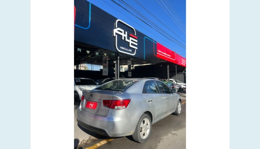 KIA CERATO AUT. 4P - PRATA - 2010 Foto 4 (Grande)