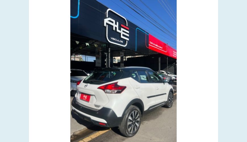 NISSAN KICKS FLEX AUT. 4P - BRANCO - 2017 Foto 4 (Grande)