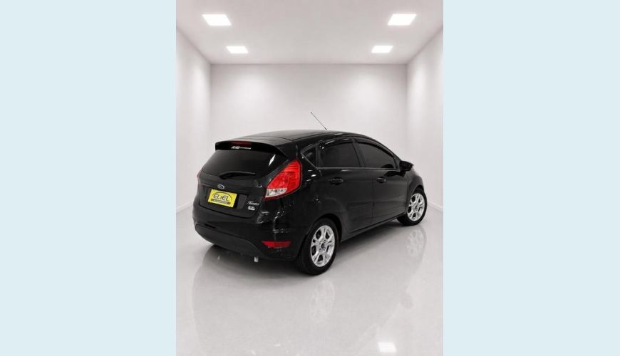 FORD FIESTA SEL 1.6 FLEX MANUAL 4P - PRETO - 2017 Foto 4 (Grande)