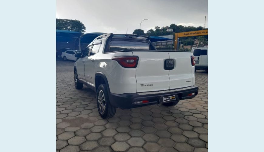 FIAT FIAT TORO FREEDOM 1.8 16V FLEX AUT. 4P - BRANCO - 2021 Foto 4 (Grande)