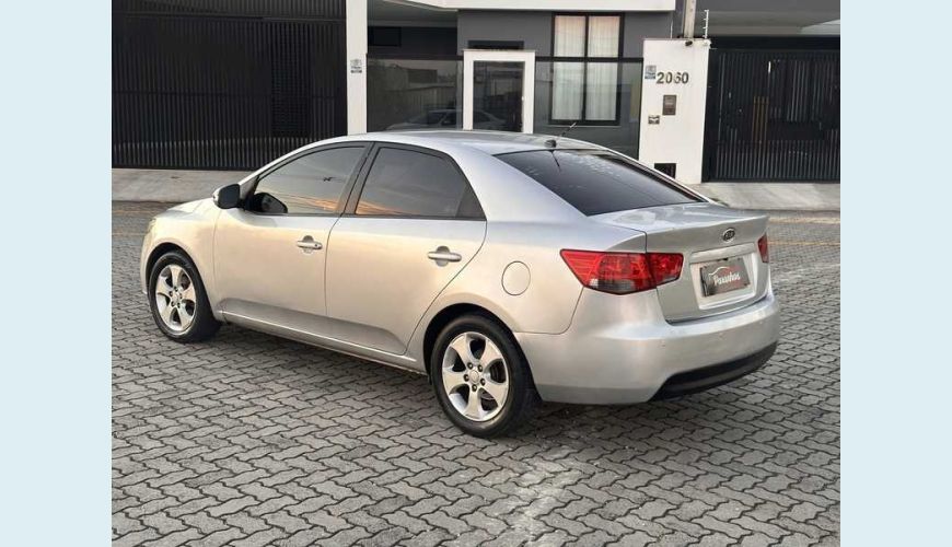 KIA CERATO EX 1.6 16V 6VEL AUT. - PRATA - 2011 Foto 4 (Grande)