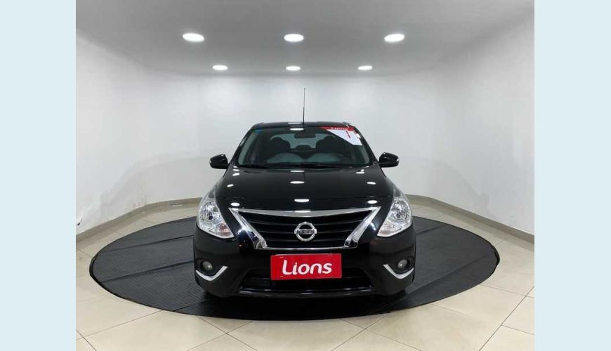 NISSAN VERSA SV 1.6 16V FLEX AUT. 4P - PRETO - 2017 Foto 4 (Grande)