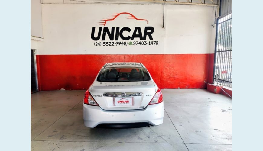 NISSAN VERSA FLEX MANUAL 4P - PRATA - 2018 Foto 4 (Grande)