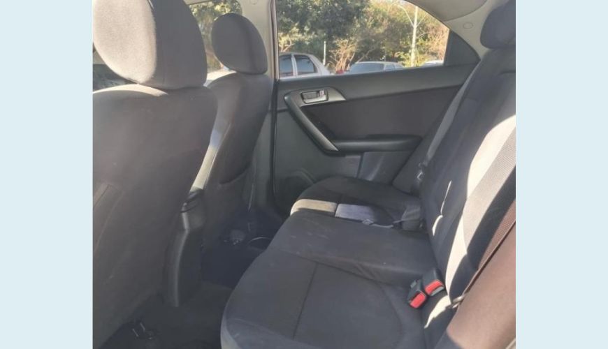 KIA CERATO EX2 1.6 MANUAL 4P - PRATA - 2011 Foto 4 (Grande)
