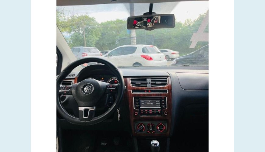 VOLKSWAGEN SPACECROSS GII FLEX MANUAL 4P - BRANCO - 2014 Foto 4 (Grande)