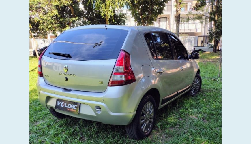 RENAULT SANDERO FLEX MANUAL 4P - PRATA - 2013 Foto 4 (Grande)