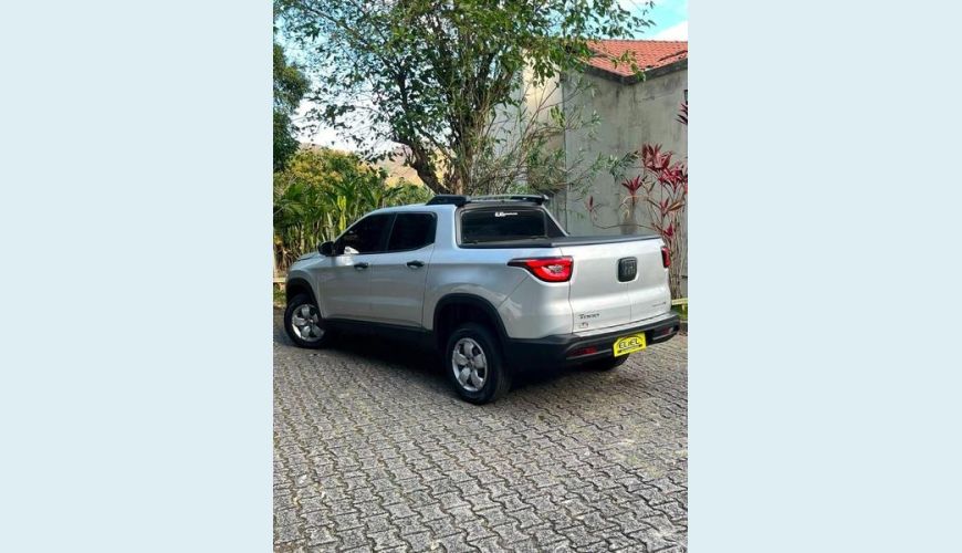 FIAT TORO FREEDOM 1.8 FLEX AUT. 4P - PRATA - 2017 Foto 4 (Grande)
