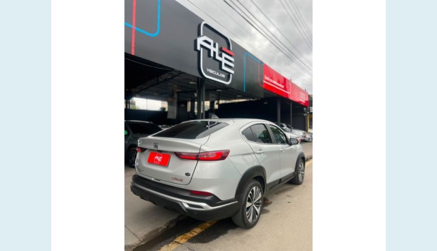 FIAT FIAT FASTBACK FLEX AUT. 5P - PRATA - 2023 Foto 4 (Grande)