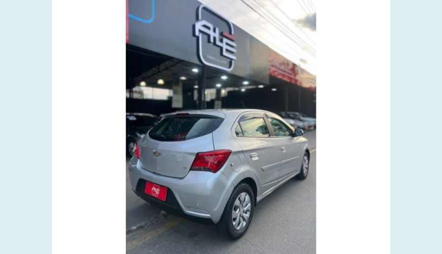 CHEVROLET ONIX FLEX MANUAL 4P - PRATA - 2019 Foto 4 (Grande)