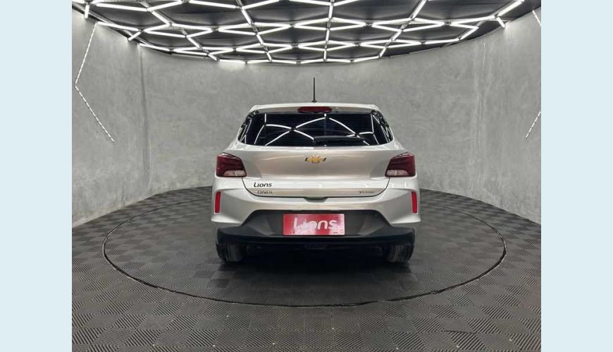CHEVROLET ONIX LT 1.0 FLEX MANUAL 4P - PRATA - 2023 Foto 4 (Grande)