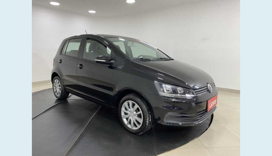 VOLKSWAGEN FOX TRENDLINE 1.0 MPI FLEX MANUAL 4P - PRETO - 2017 Foto 4 (Grande)