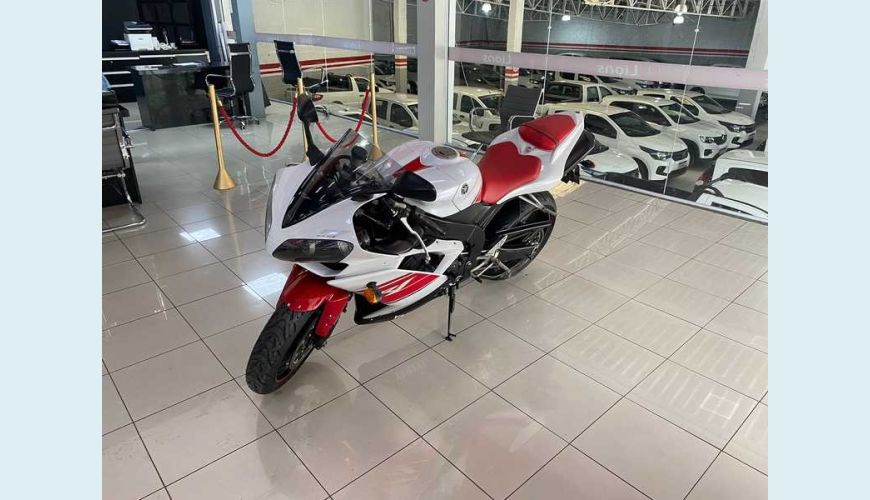 YAMAHA YZF R1 - BRANCO - 2008 Foto 4 (Grande)