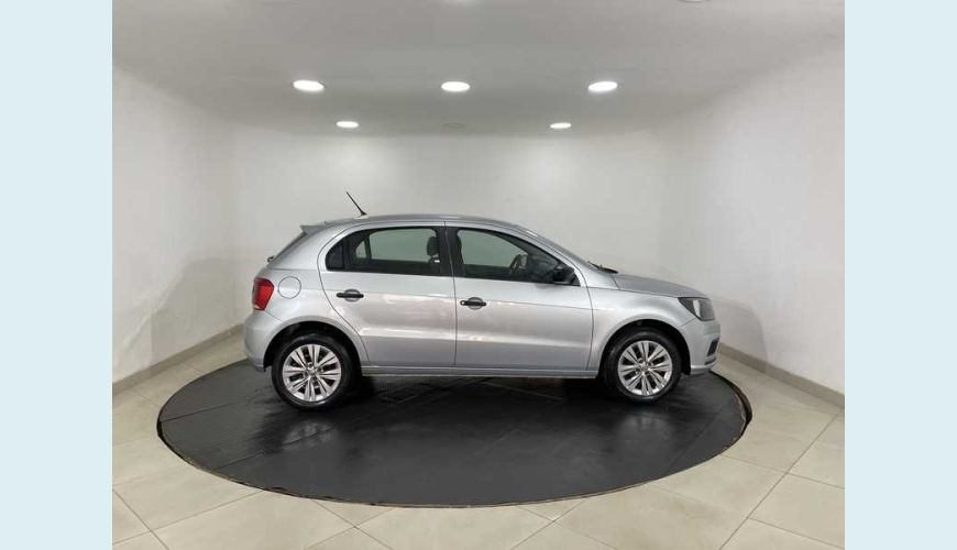 VOLKSWAGEN VOLKSWAGEN GOL 1.6 FLEX MANUAL 4P - PRATA - 2021 Foto 4 (Grande)