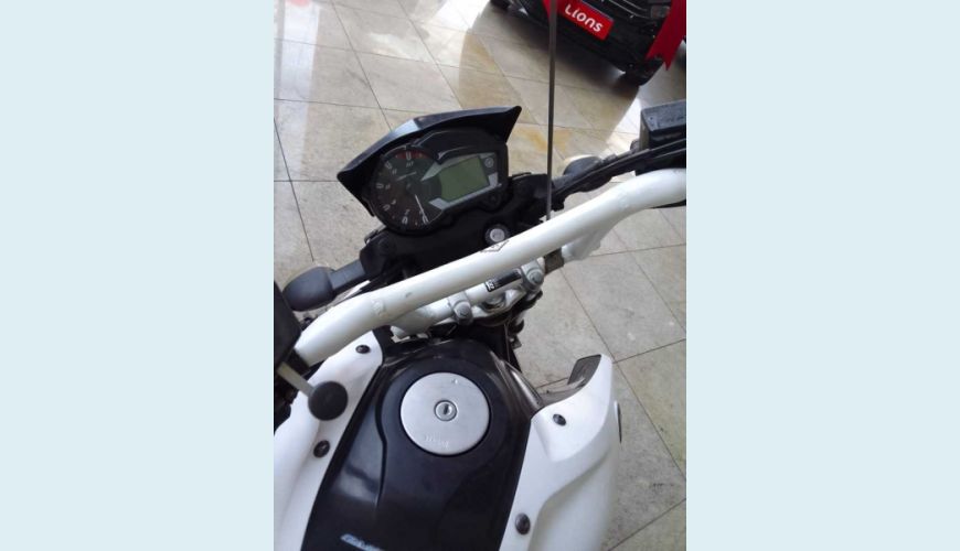 YAMAHA XTZ 150 CROSSER ED FLEX - BRANCO - 2017 Foto 4 (Grande)