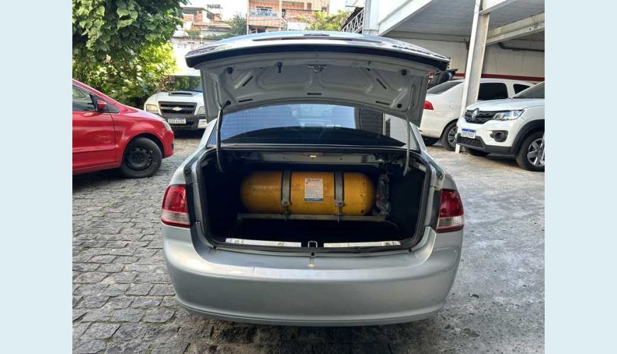 CHEVROLET CLASSIC LS VHC E 1.0 FLEX - PRATA - 2012 Foto 4 (Grande)