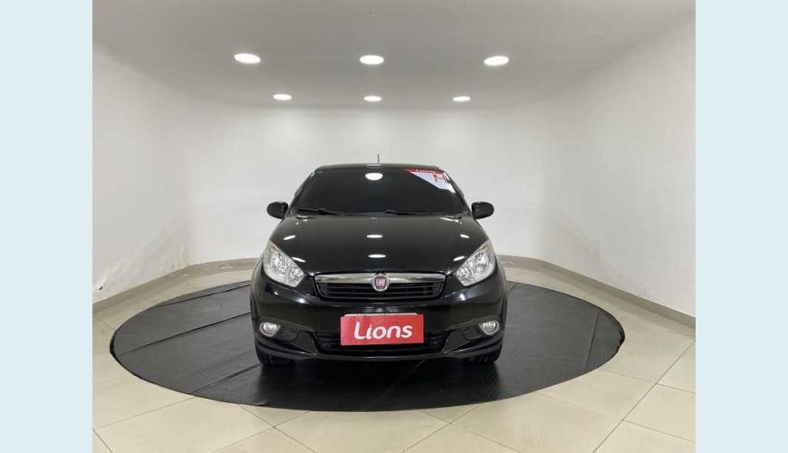 FIAT GRAND SIENA ESSENCE 1.6 16V FLEX MANUAL 4P - PRETO - 2014 Foto 4 (Grande)