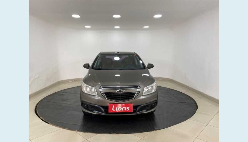 CHEVROLET ONIX LS 1.0 FLEX MANUAL 4P - CINZA - 2013 Foto 4 (Grande)
