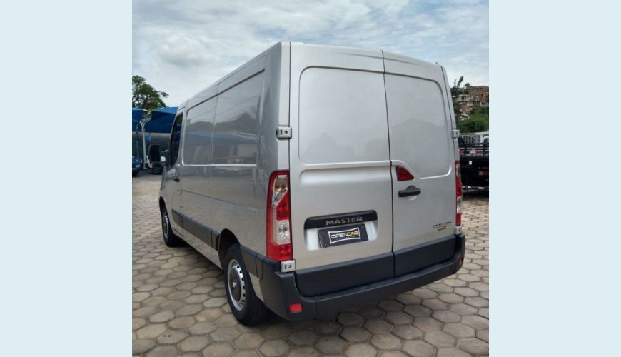 RENAULT MASTER 2.3 DIESEL MANUAL 4P - PRATA - 2015 Foto 4 (Grande)