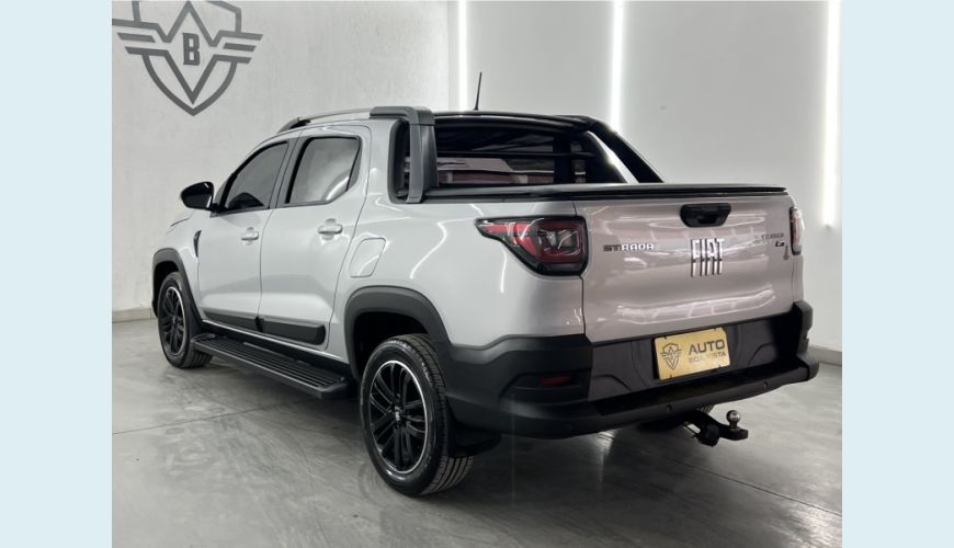 FIAT FIAT STRADA FLEX AUT. 4P - PRATA - 2023 Foto 4 (Grande)
