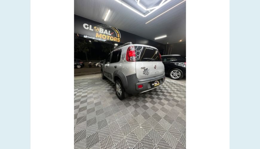 FIAT UNO FLEX MANUAL 4P - PRATA - 2011 Foto 4 (Grande)