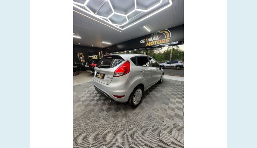 FORD FORD FIESTA FLEX MANUAL 4P - PRATA - 2018 Foto 4 (Grande)