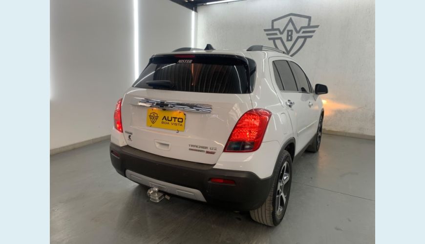 CHEVROLET CHEVROLET TRACKER FLEX AUT. 4P - BRANCO - 2015 Foto 4 (Grande)