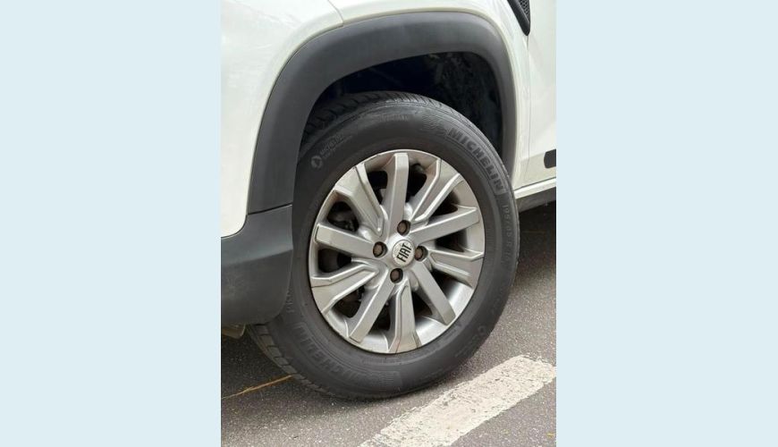 FIAT FIAT STRADA FREEDOM 1.3 FLEX MANUAL 4P - BRANCO - 2022 Foto 4 (Grande)