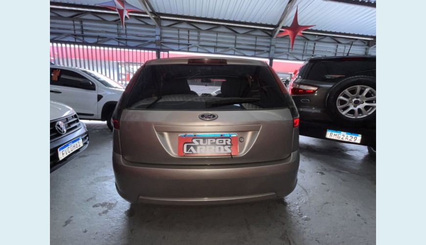 FORD FIESTA FLEX MANUAL 4P - PRATA - 2011 Foto 4 (Grande)