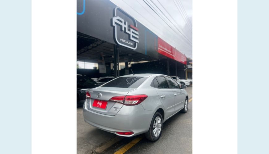 TOYOTA YARIS FLEX AUT. 4P - PRATA - 2019 Foto 4 (Grande)