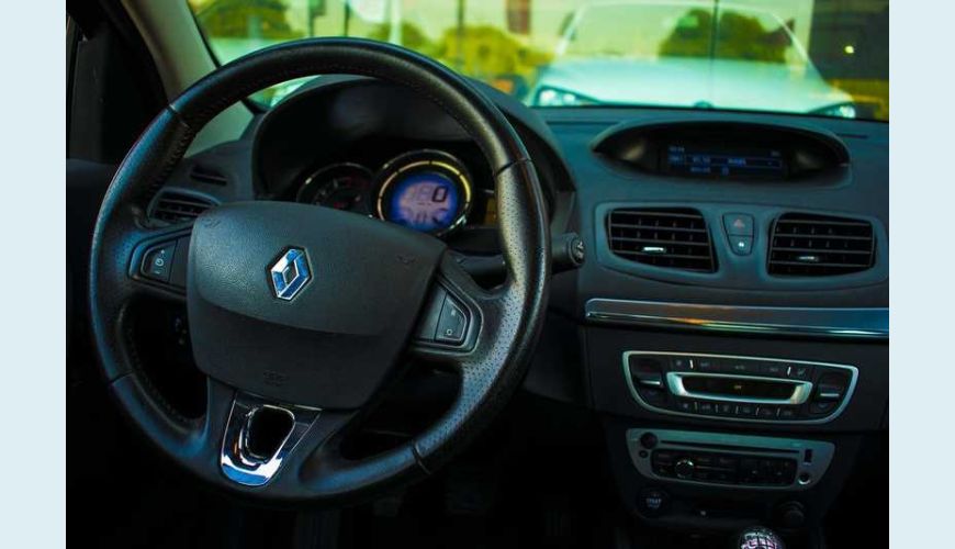 RENAULT FLUENCE DYNAMIQUE 2.0 16V FLEX MANUAL 4P - CINZA - 2015 Foto 4 (Grande)