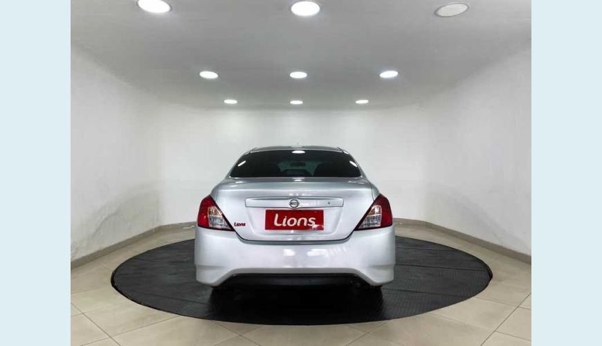 NISSAN VERSA 1.0 12V FLEX - PRATA - 2019 Foto 4 (Grande)