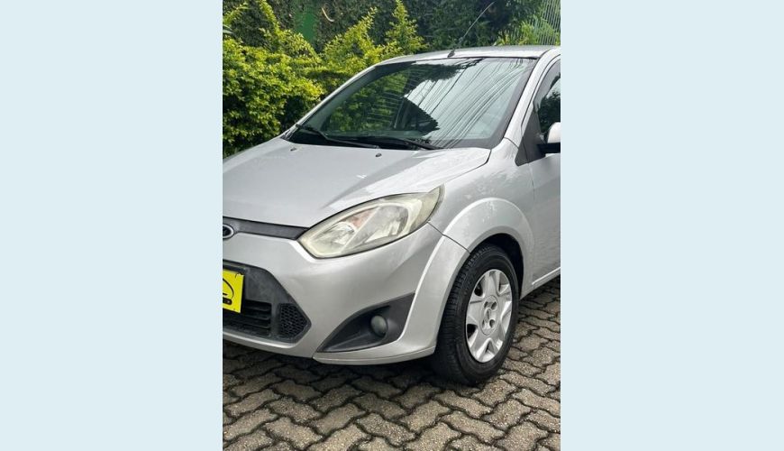 FORD FIESTA 1.0 FLEX MANUAL 4P - PRATA - 2014 Foto 4 (Grande)