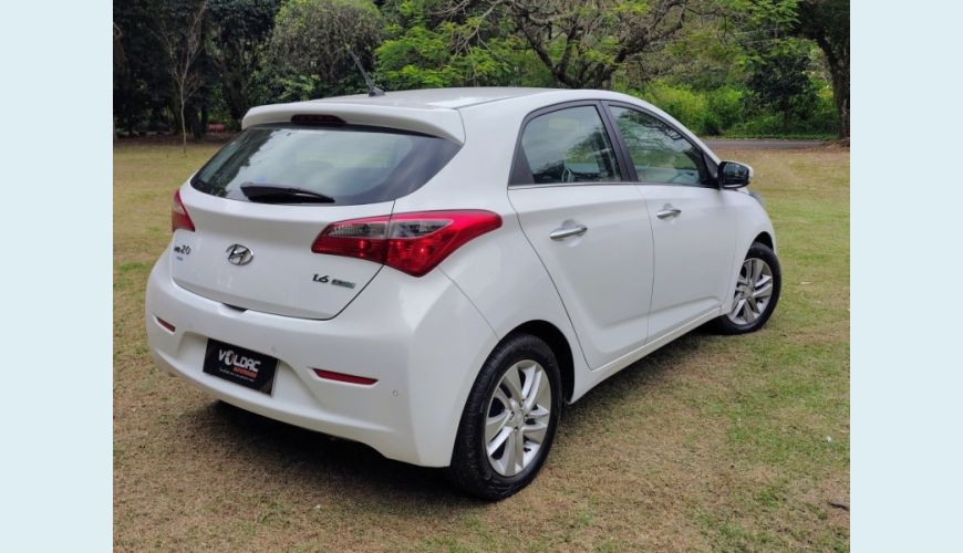 HYUNDAI HYUNDAI HB 20 FLEX MANUAL 4P - BRANCO - 2015 Foto 4 (Grande)