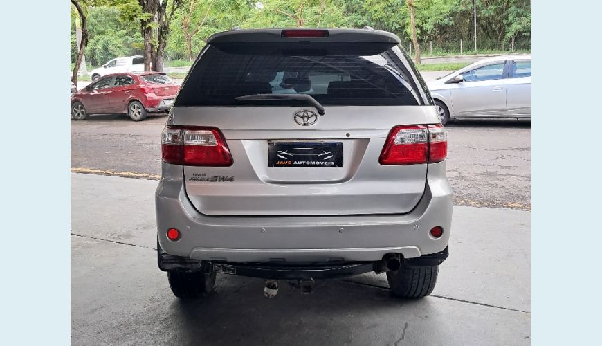 TOYOTA TOYOTA HILUX SW4 2.7 16V FLEX AUT. 4P - CINZA - 2010 Foto 4 (Grande)