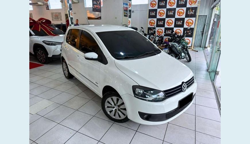 VOLKSWAGEN FOX 1.6 PRIME GII - BRANCO - 2013 Foto 4 (Grande)