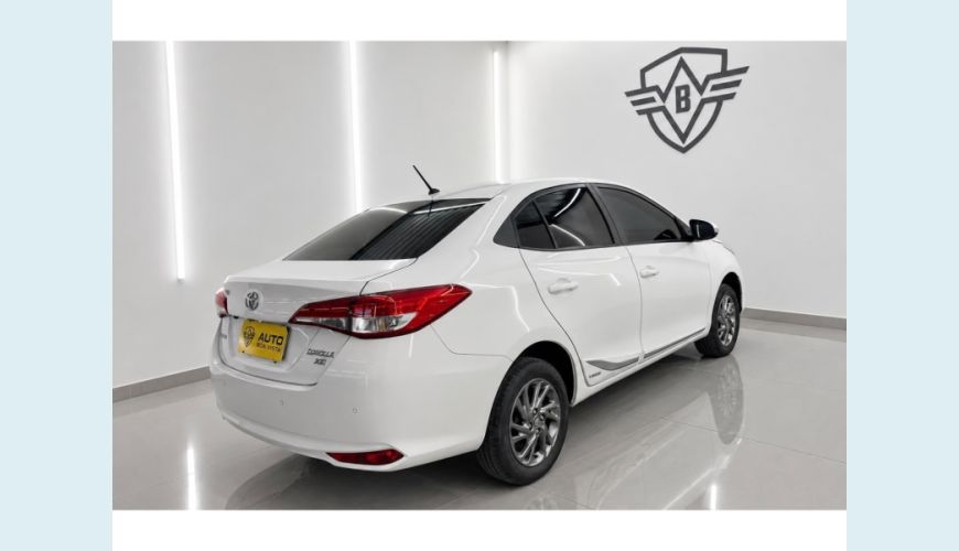 TOYOTA YARIS - BRANCO - 2024 Foto 4 (Grande)